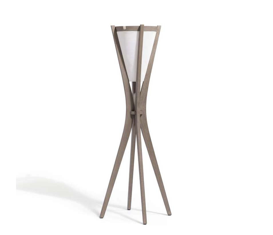 LAMPADAIRE SOLAIRE ET RECHARGEABLE SELVA