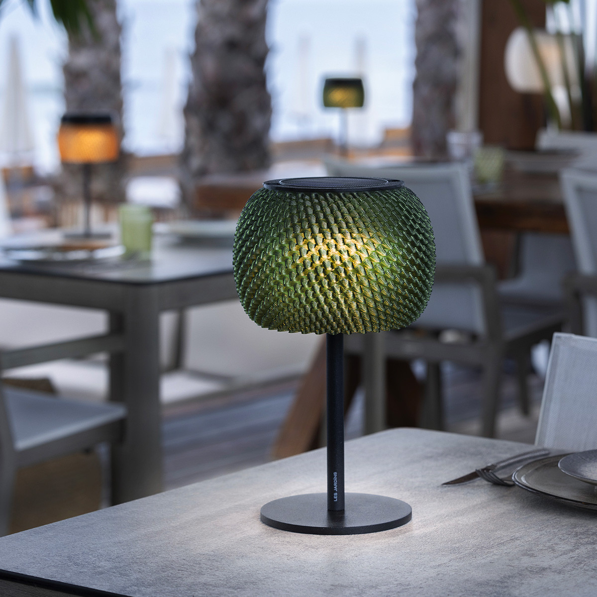 Lampe de table solaire lolie